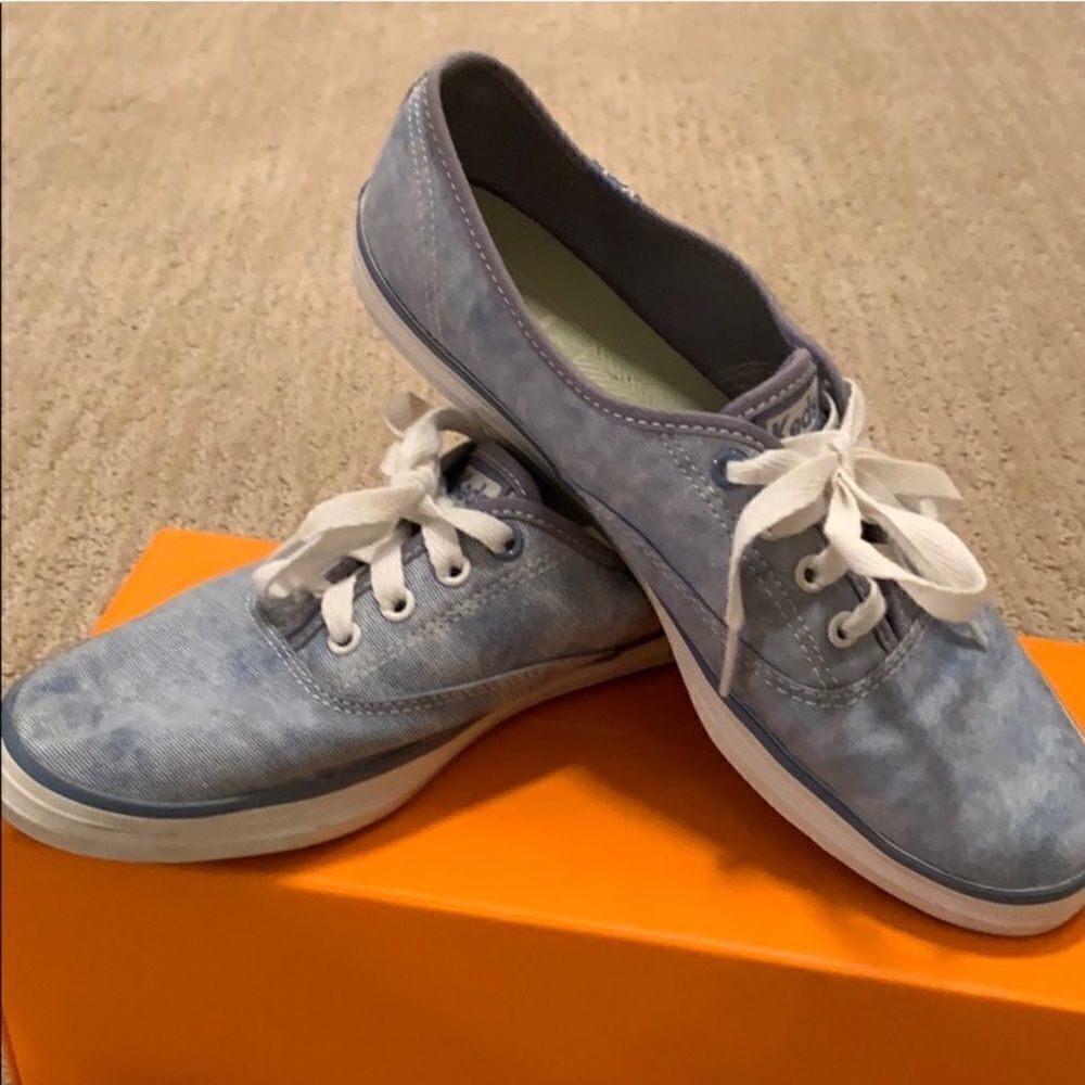 Keds Custom Blue Cloud design Everyday Sneaker Shoes ~size: 8~